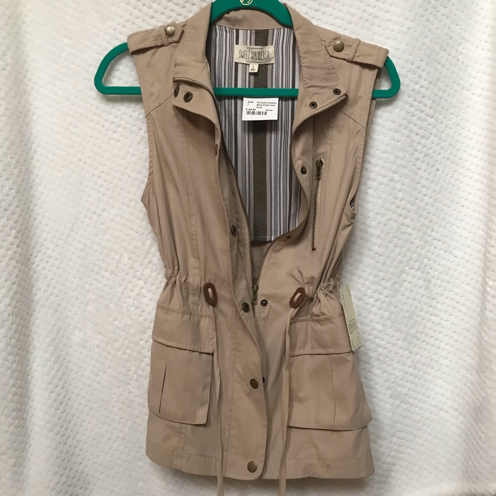 Tan vest (lightweight)